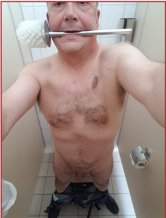 michaeldom666's tweet photo. @sklavejens2025 Habe ich gemacht und eine Menge gefunden. Die hier zum Beispiel, eigentlich zu peinlich um sich so zu zeigen, oder? https://t.co/l0qM1Z3U2c