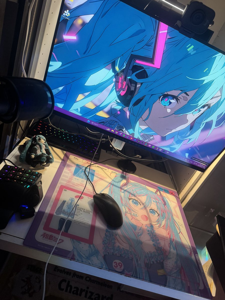 ayaya47474's tweet photo. new mousepad @WallhackHQ https://t.co/l0iKfIMk6A