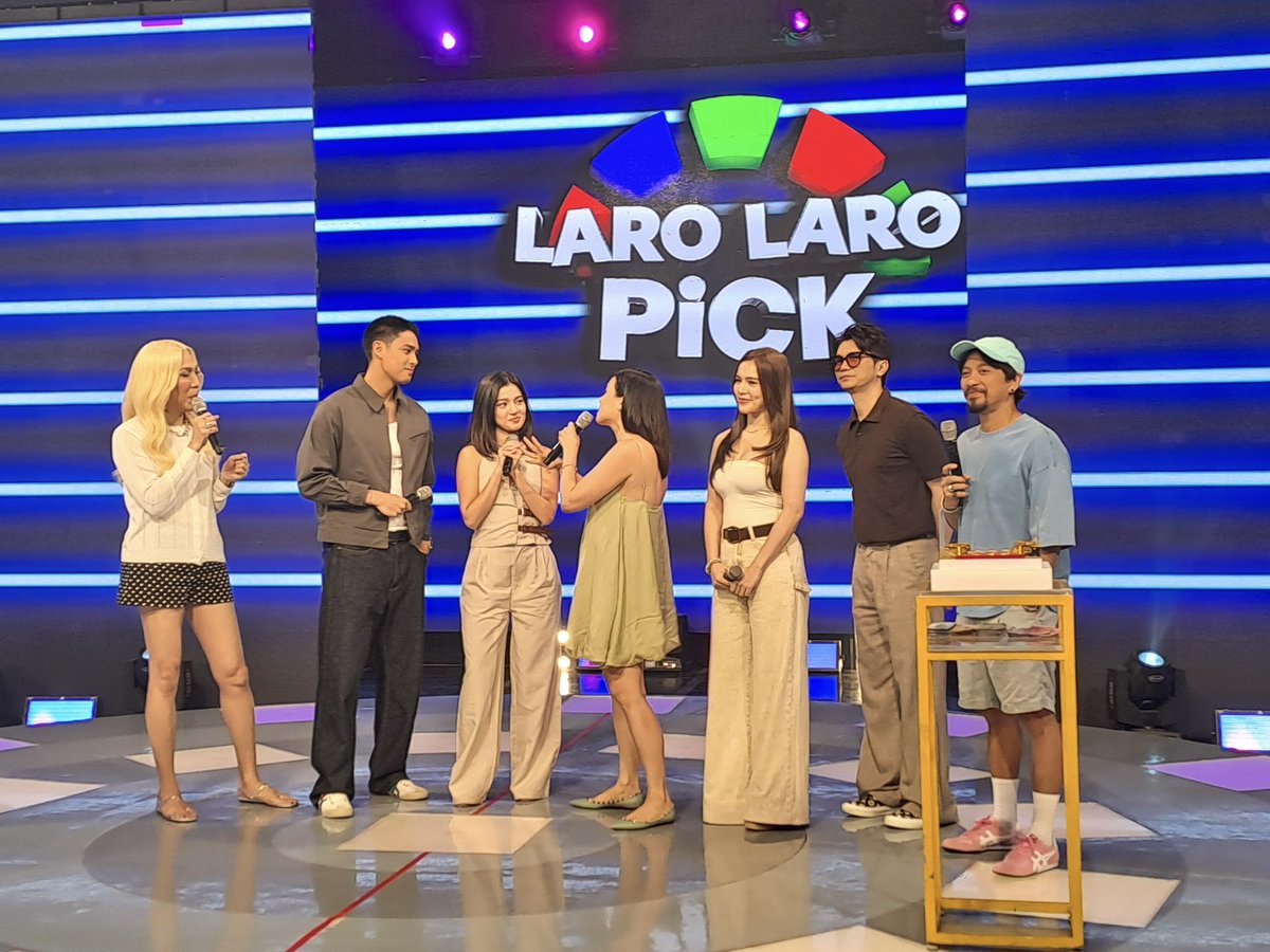 StarCinema's tweet photo. Donny Pangilinan and Belle Mariano visited It's Showtime today to thank everyone who made Tayo Sa Wakas the biggest opening gross of a Filipino film this 2026 ✨

🎟️ Get your tickets now at https://t.co/GWCheUrvn0 🎟️

#TayoSaWakas — a 33rd anniversary offering from Star Cinema and a film by Cathy Garcia-Sampana starring Donny Pangilinan and Belle Mariano.