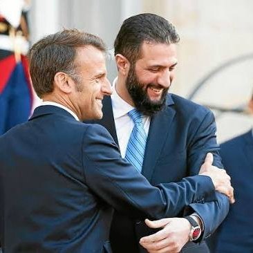 LaurentOzon's tweet photo. @LesEchos Vous posez sérieusement la question ? Il faudrait plutôt se demander "Poutine a-t-il encore intérêts à discuter avec de tels salopards?". https://t.co/a7OBq1XLRG