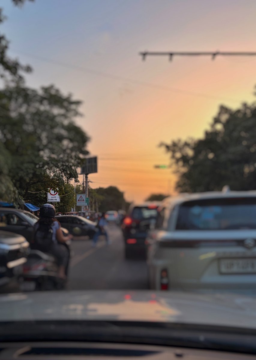 vashishtthaa's tweet photo. Somewhere between Sophocles and NCR traffic planning lies the truth that the path exists, salvation is visible, but the chorus of side characters will ensure the protagonist suffers first…like a Greek tragedy. Hmph!
#DelhiNCR #RoadCivicSense https://t.co/CryOVu5RYe