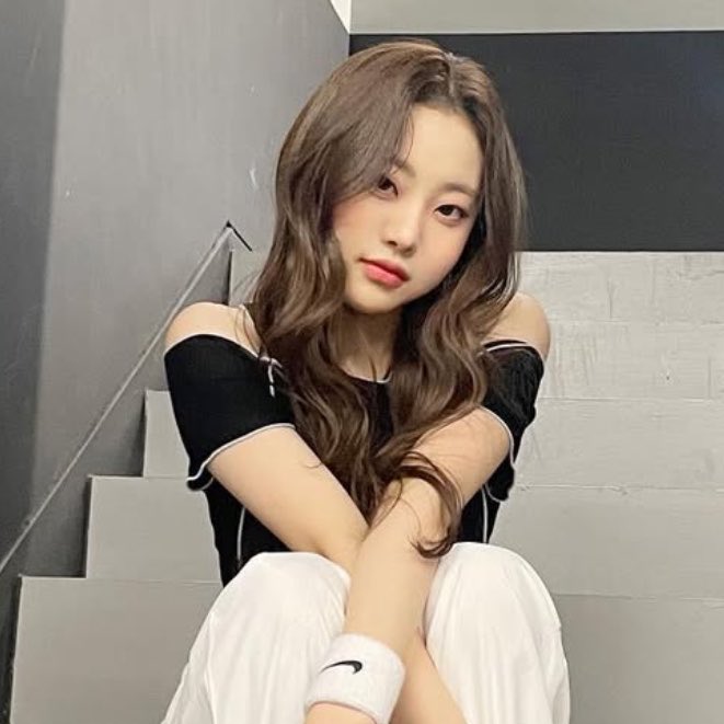 suyjeo's tweet photo. LMAOOOO https://t.co/iHSyLgAbeG