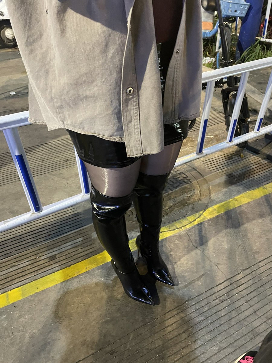 重度靴者 tweet media