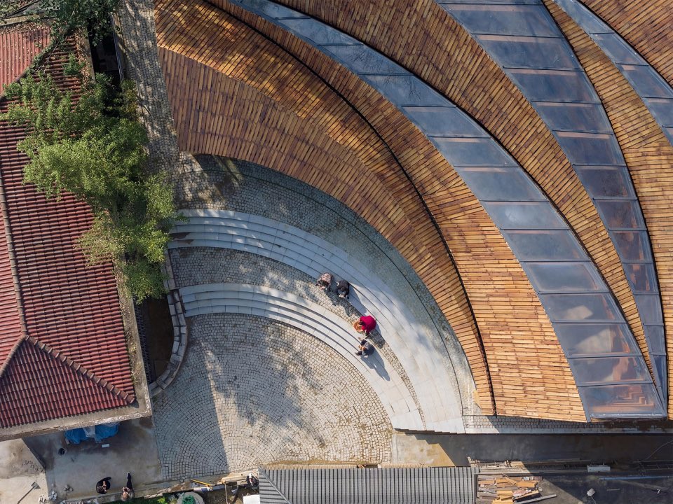 parametricarch's tweet photo. 🪵 Carpenter’s Home by Primary Architects in China https://t.co/csnz41pyoB