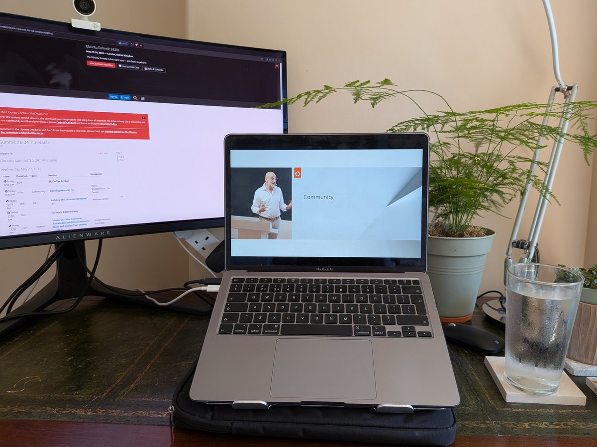 ubuntu's tweet photo. Where are you joining #UbuntuSummit 26.04 from? Let’s build a global map of summit viewers! 📍🌎

We want to see where the Ubuntu Summit is happening for you, whether you’re rocking out solo, hanging with a group, or participating in an Ubuntu Summit Extended event. 

Reply with a photo on Ubuntu Discourse and tell us where you’re tuning in from: https://t.co/K5YGCQUiiT