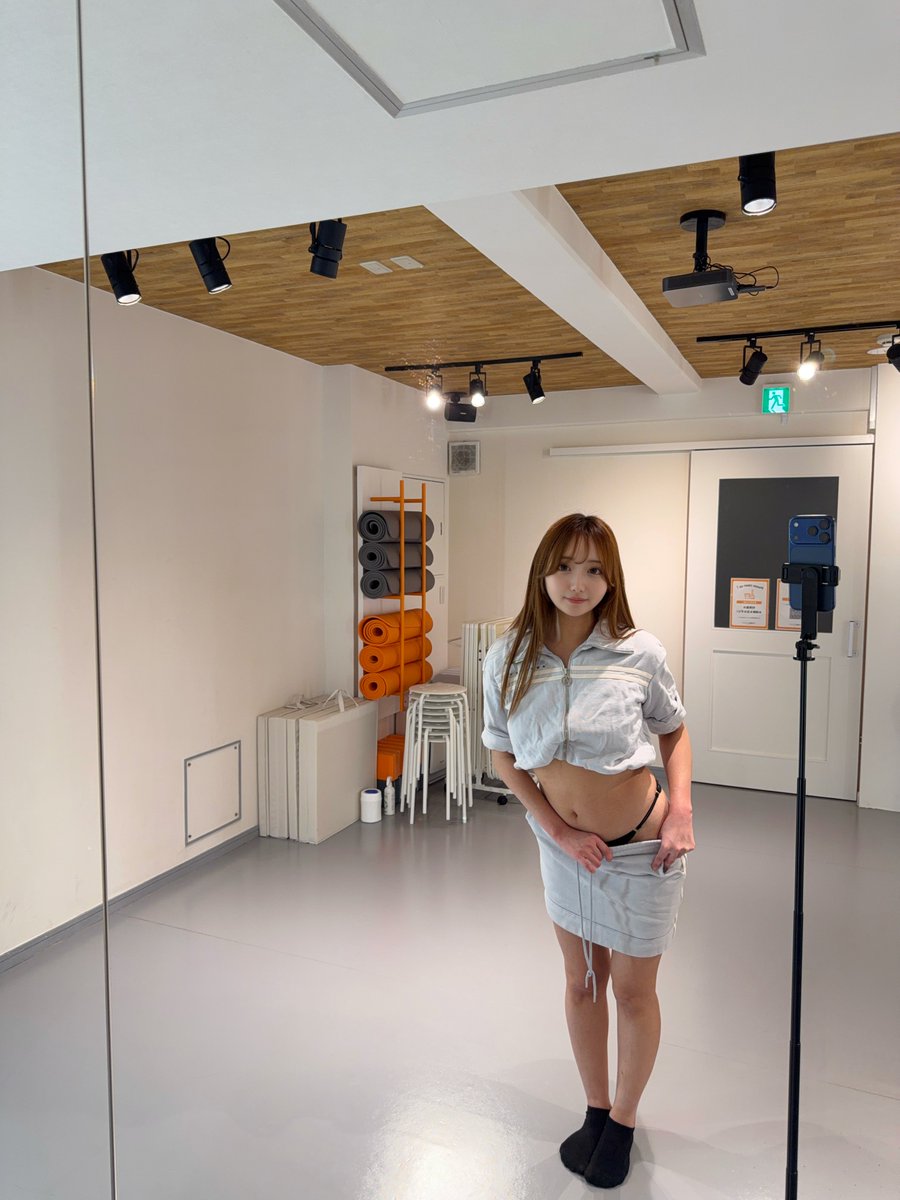 モカ tweet media