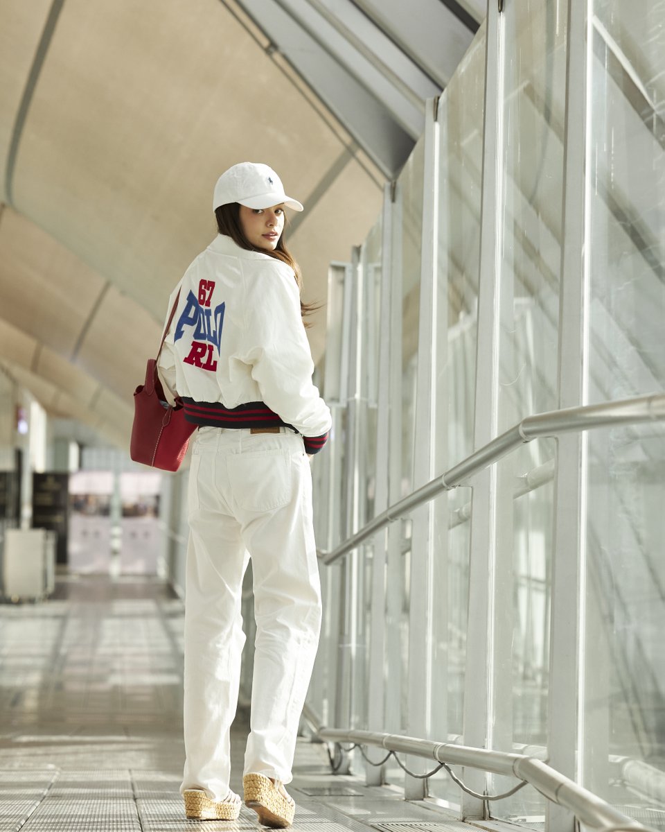 feed_4_future's tweet photo. แอร์พอร์ตลุคของ “เบ็คกี้ รีเบคก้า” ในโททัลลุคจาก Polo Ralph Lauren คอลเลกชัน Spring/Summer 2026 เพื่อเดินทางไปร่วมงาน “Ralph Lauren Polo Cup” ณ Beijing Wenyu River Park กรุงปักกิ่ง ประเทศจีน ซึ่งมีกำหนดจัดงานขึ้นในวันที่ 29 พฤษภาคม 69 เวลา 11.00 น. (ตามเวลาท้องถิ่นประเทศจีน)
.
#Beckysangels 
#BeckyArmstrong
#RalphLaurenSP26
#RalphLaurenPoloCup
#RalphLaurenTH