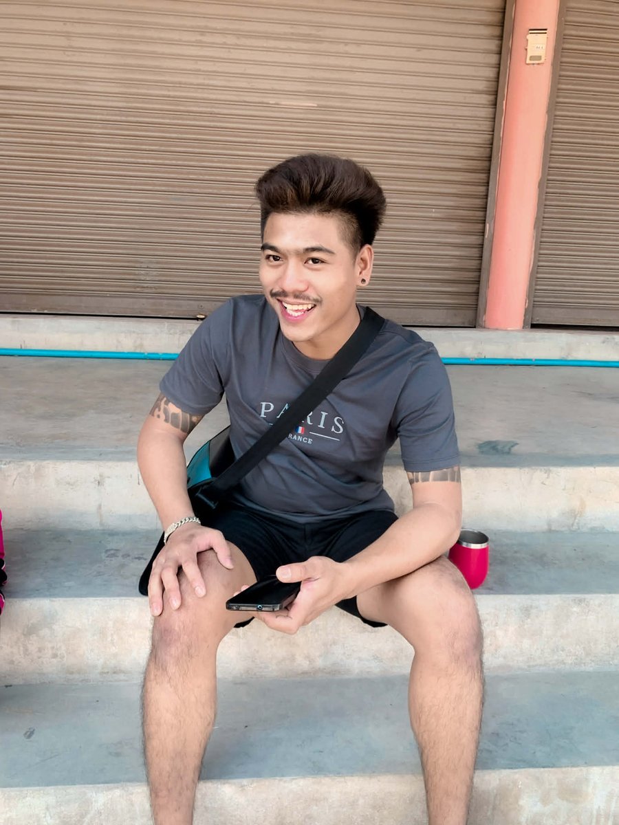 xathity43855's tweet photo. ปกติเป็นคนกวนๆน่าลื่นๆ ใครอยู่ไกล้ๆแล้วมีแต่สนุก มีแต่ลอยยิ้ม แต่ตอนนี้ผมไม่มีสังคมทุกวันอยู่แต่ในห้องคนเดียวชีวิตเหมือนเฉยชากับโลกชิปหายไม่ได้มีค่าอะไรกับใครเลย อยากได้โอกาศเริ่มต้นทำงานจะได้ยืนได้ด้วยขาตัวเอง😭
#ช่วยสนับสนุนคริปกันก็ได้
ธนาคารเกียรตินาคิน
2083128624บันชีชื่อยาย https://t.co/z5N0uZxVEf