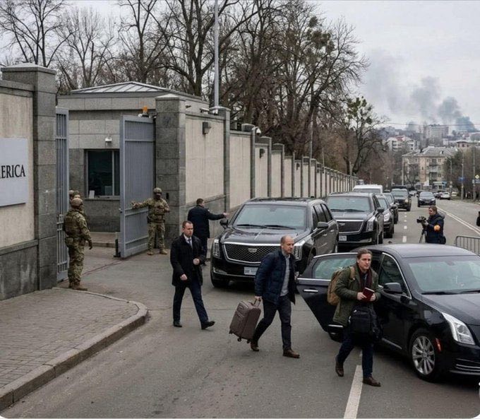 ug_chelsea's tweet photo. 🇺🇸⚡US Embassy staff say goodbye to Ukraine. https://t.co/OJMZswbQLV