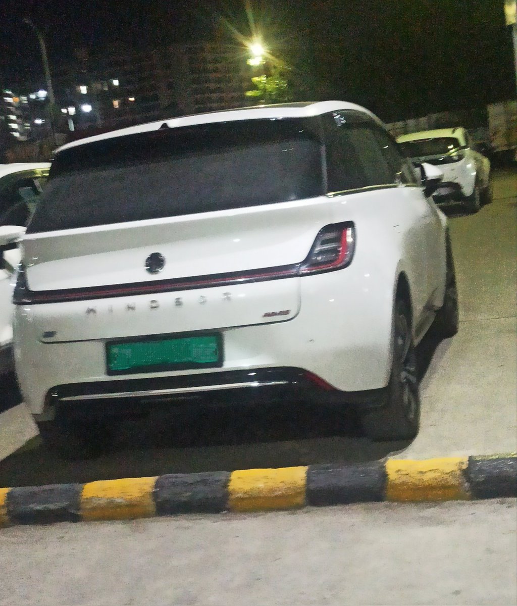 poojaofficial5's tweet photo. My friend just bought a brand new EV car for almost ₹18 lakh

I asked him 
"Friend,why spend so much on an EV ?

A CNG car would’ve been more practical

5 minutes to refill 
and you’re back on the road.

Why deal with charging, 
battery anxiety, 
and power cuts ?"

He smiled and replied 
with just one line 

"When people switched 
from horses to cars

I am sure some people said horses were more reliable too."

That line actually 
made me pause for a second.

Because every new technology 
looks unnecessary at first

then becomes luxury
and eventually turns into necessity.

Now the real question is 
Are EVs truly the future ?

or is CNG still the more practical choice for India ?