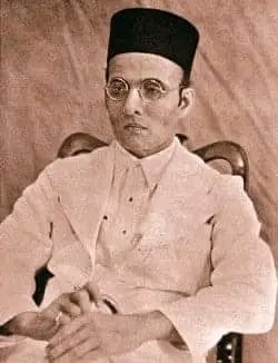 HardasSanjay's tweet photo. 【युवा सशक्तिकरण और शारीरिक संस्कृति】
मल्लखंभ, कुश्ती और मार्शल आर्ट्स ! स्वातंत्र्यवीर सावरकर राष्ट्रीय स्मारक (मुंबई) के जरिए हमारे युवा न सिर्फ शारीरिक रूप से मजबूत हो रहे हैं, बल्कि देश सेवा के लिए अनुशासित भी हो रहे हैं। 
जय हिन्द !

विनायक दामोदर सावरकर 🙏
 #sewagatha https://t.co/j8hQXyhHKR