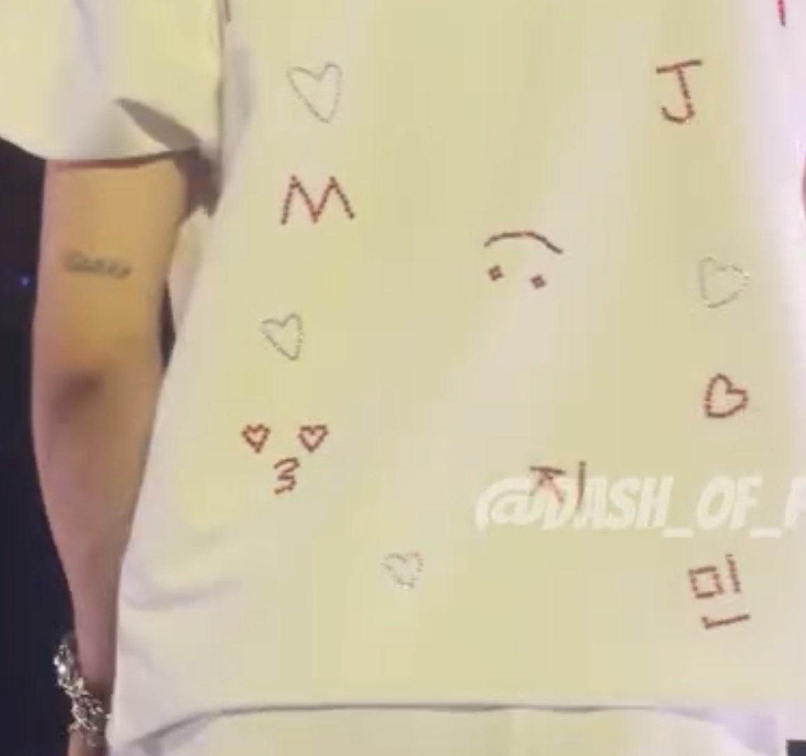 j.mt tweet media
