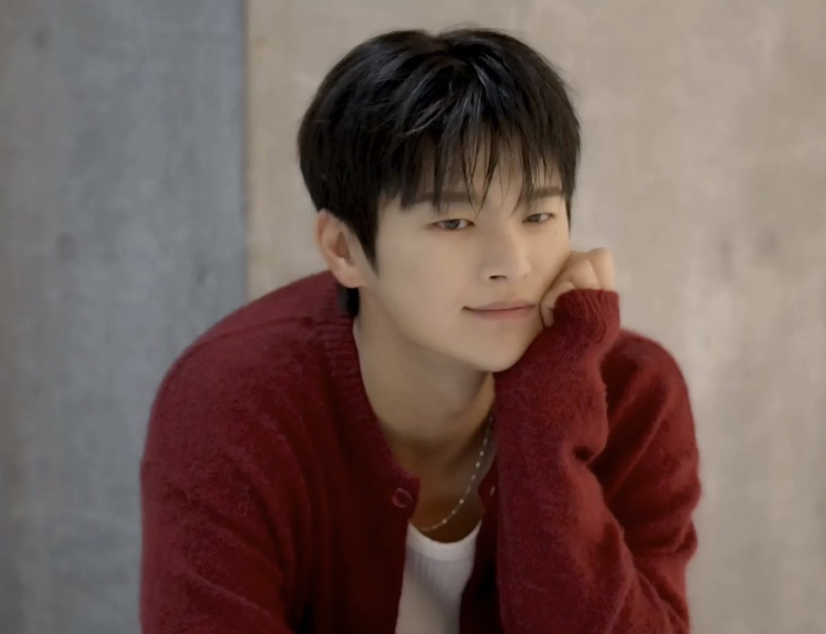 뭐든좋아 tweet media