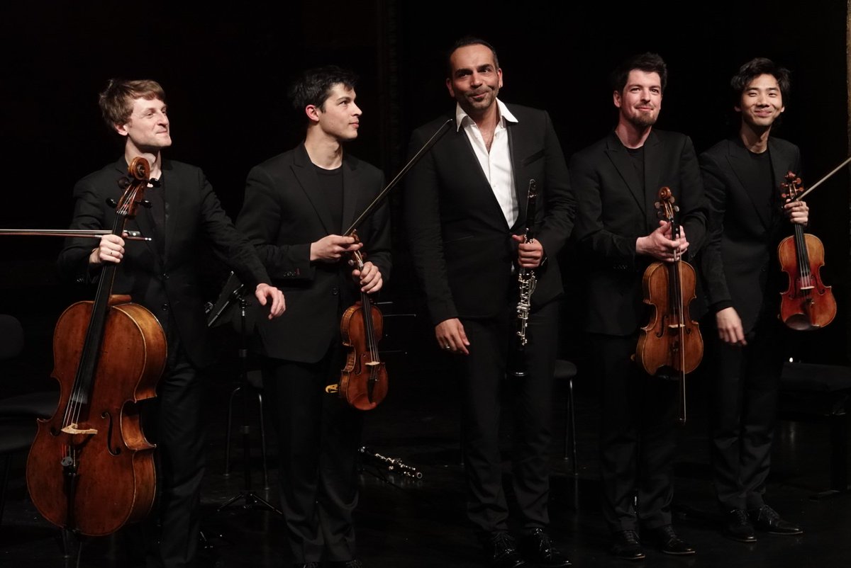 balstrode75's tweet photo. Les Arod et Pierre Génisson aux Bouffes du Nord :

https://t.co/AScy7ZXOFI

@BouffesDuNord @La_Belle_Saison @Quatuor_Arod #hindemith #bartok #klezmzer #benjaminattahir https://t.co/bhrjmkMvXS
