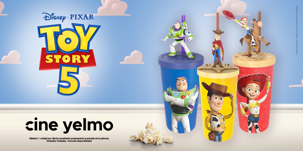 CineYelmo's tweet photo. Woody, Buzz y Jessie vuelven a la pantalla grande… y también a nuestros bares 🤠🚀 Con la llegada de #ToyStory5 a Cine Yelmo, podrás hacerte con sus coleccionables especiales:

🍿 Cubo de palomitas de Buzz Lightyear 🧸 Peluches de Buzz, Woody o Jessie 🥤 Vasos coleccionables de Buzz, Woody o Jessie

🎬 Estreno el 17 de junio. ¡Consigue tus entradas!👉 https://t.co/VTj2npQUhT
