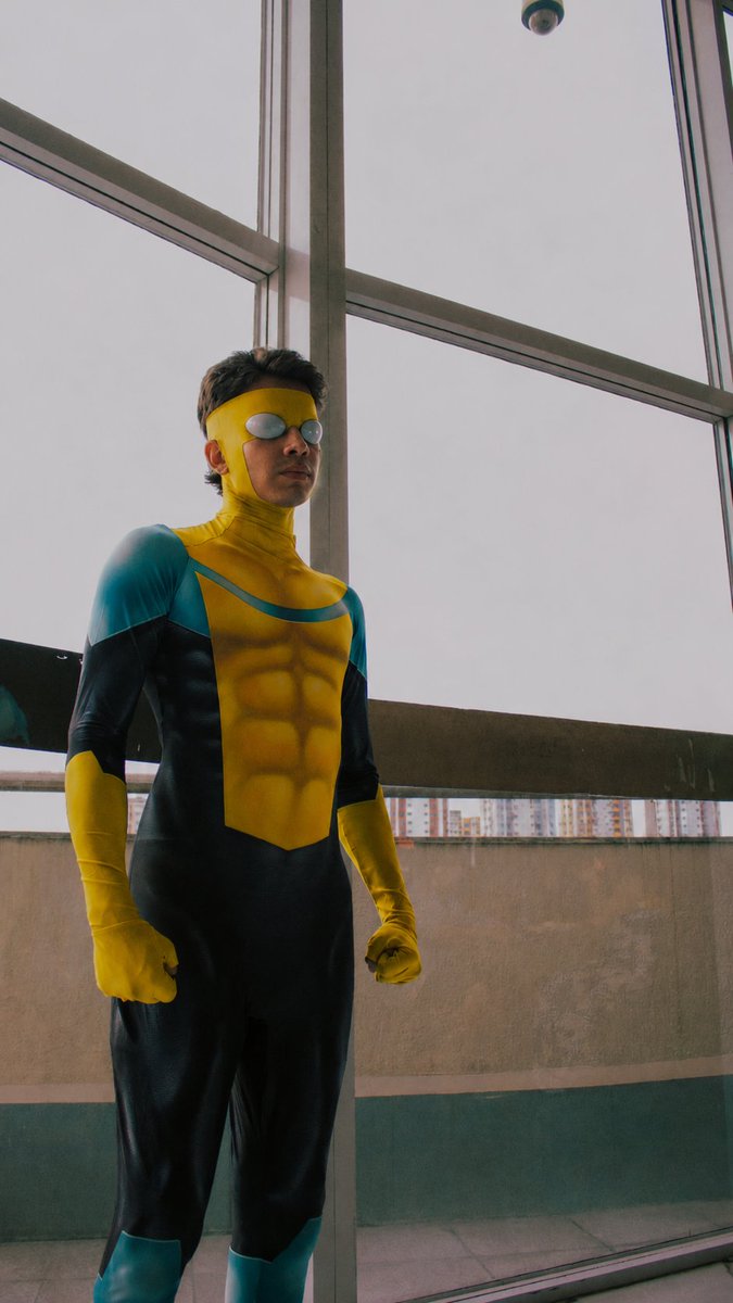Espetacular_Cos's tweet photo. Mark Grayson - Invencível.

📷 - https://t.co/UIALhEPweR 

#invencible #invenciblecosplay #cosplay #cosplayer #cosplaybrasil #cosplaying #markgrayson #braziliancosplayer #cosplayphoto #superhero #superherocosplay #cosplaymen #cosplayboy #invencível #cosplaybrazil #bodysuit https://t.co/6ve43o7O7x