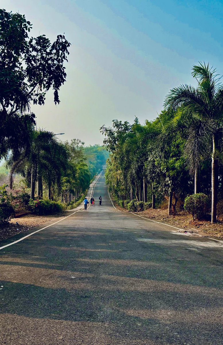 VizagCommunity's tweet photo. VIZAG is underrated

#Vizag #Visakhapatnam #AndhraPradesh https://t.co/6x2DYHuHFG