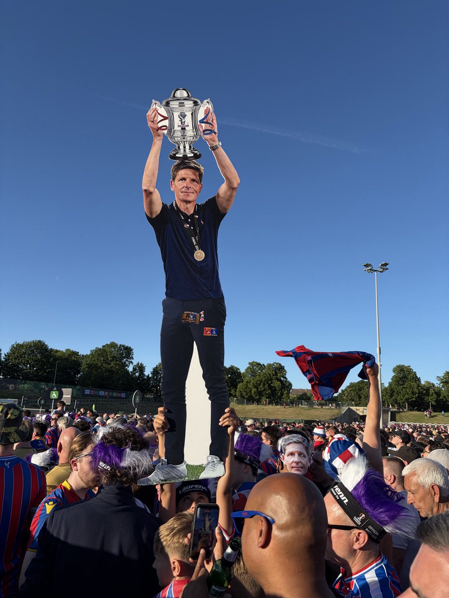 Marc_cpfc's tweet photo. Did this really just happen? What a trip.

European Champions 🏆 https://t.co/lw88zl5Ajw