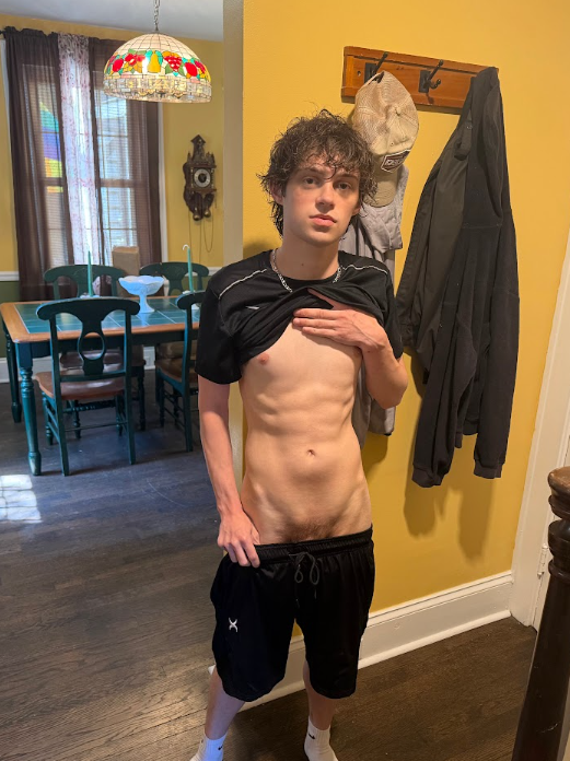 ChristiannReese's tweet photo. Do you like it natural? https://t.co/mWoUiNstfn