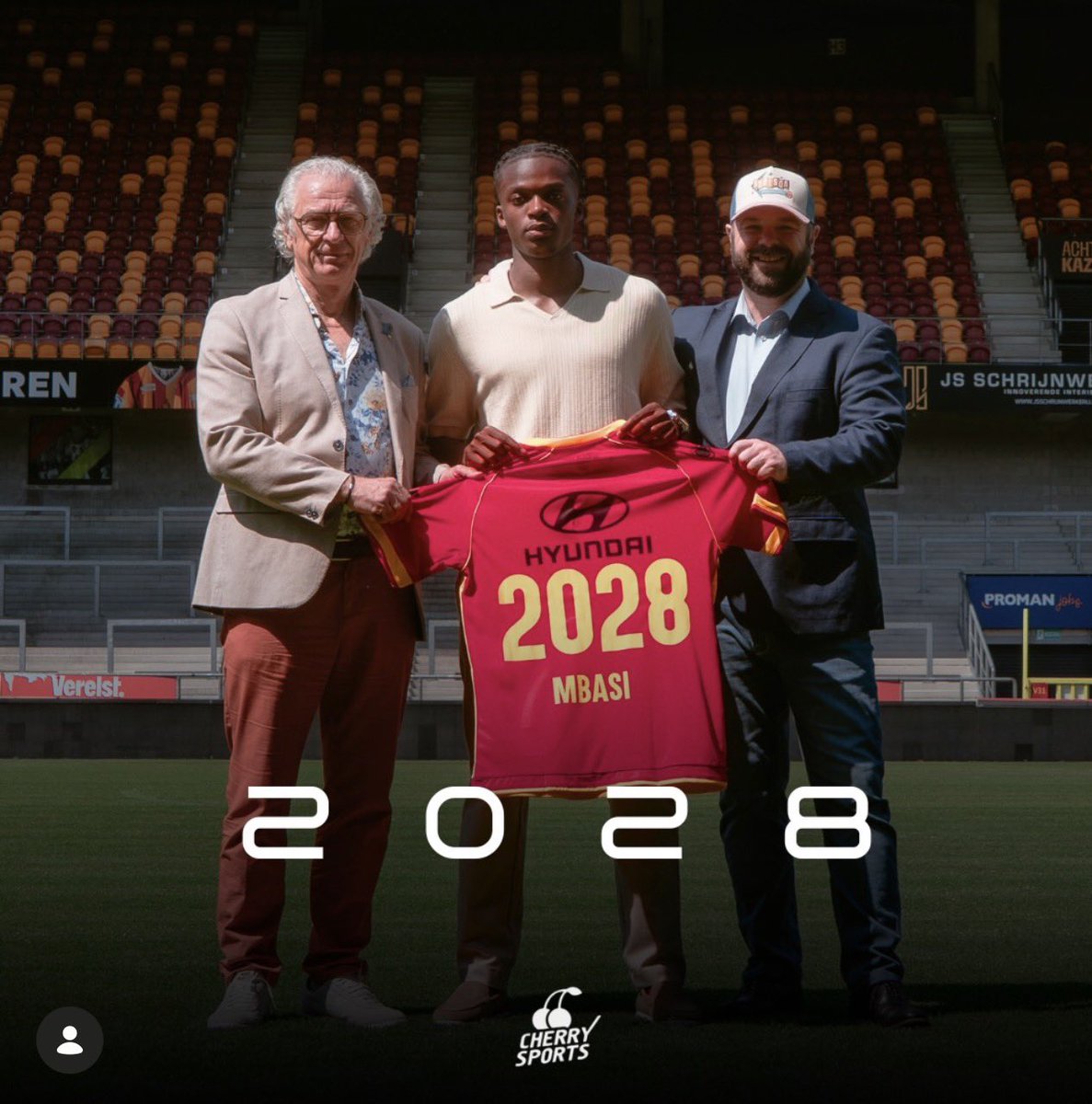 cherrysports's tweet photo. 𝗠𝗔𝗟𝗖𝗢𝗟𝗠 𝗟𝗢𝗛𝗨𝗡𝗔𝗡𝗨-𝗠𝗕𝗔𝗦𝗜 | 𝗞𝗩 𝗠𝗘𝗖𝗛𝗘𝗟𝗘𝗡 🟡🔴

Malcolm takes a big step in his career by joining the KV Mechelen first team!

He’s signed a contract through 2028 with an option year.

Hard work &amp; dedication lead to moments like this - well deserved! https://t.co/HvRmbdtjOj