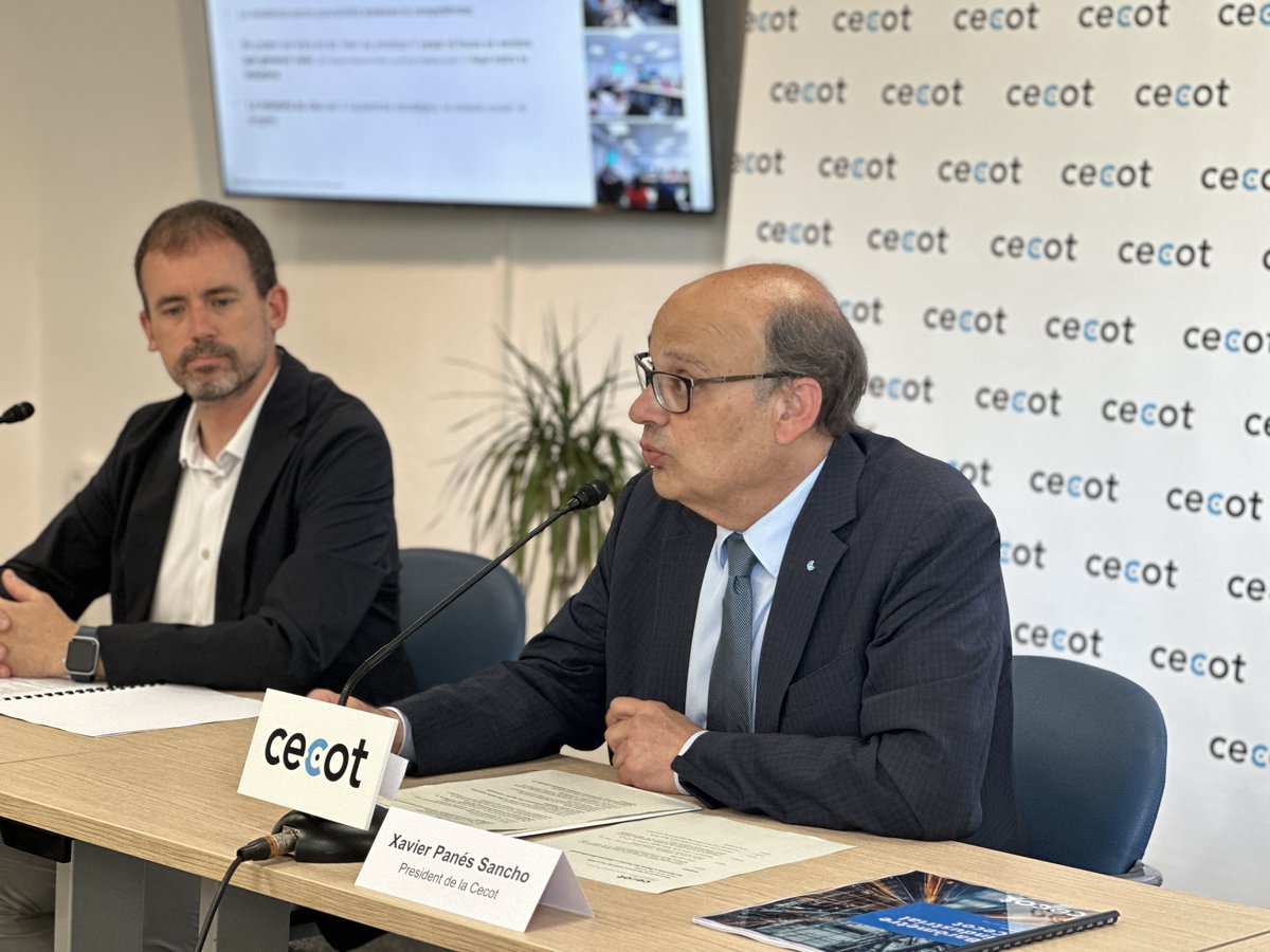 PatronalCecot's tweet photo. 📊 Avui hem presentat el primer Baròmetre Industrial Cecot 2026, dirigit per Oriol Montanyà, que constata la resistència i estabilització de la base industrial catalana.

Consulta'l: https://t.co/DDK9fWTZUC

El repte: passar de resistir a créixer millor. https://t.co/rnD3ow8tn0