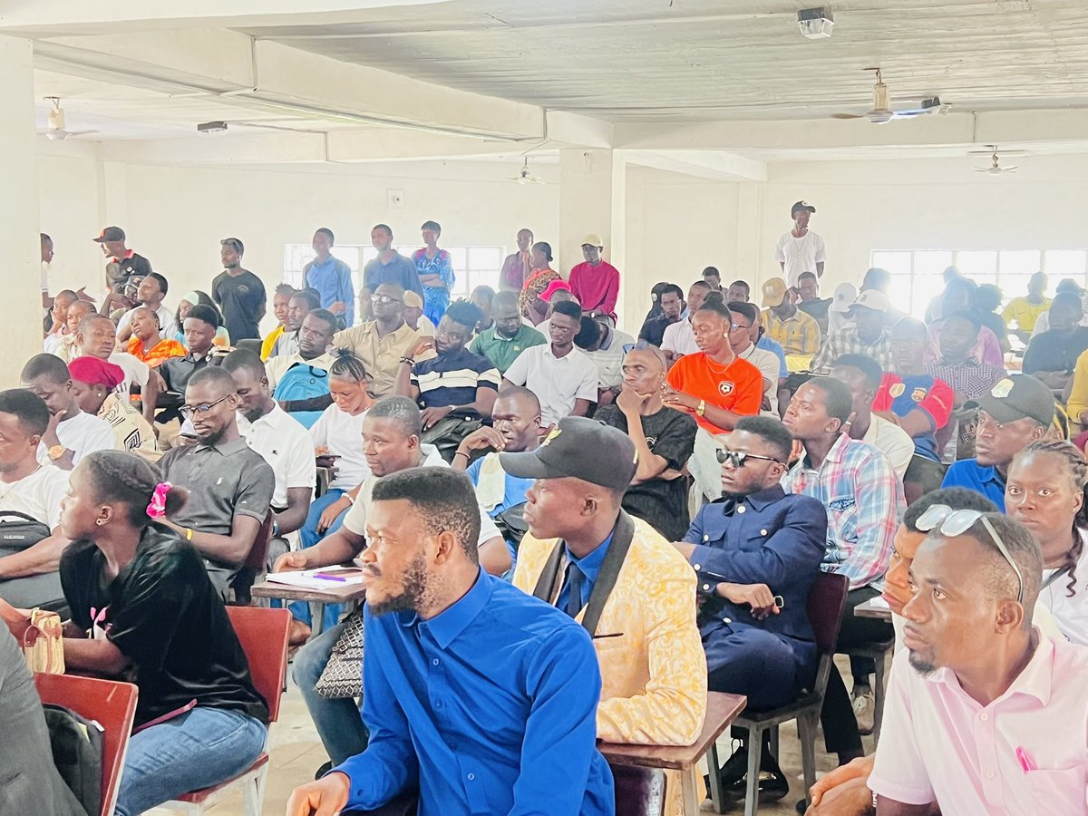 nys_sl's tweet photo. *** 28/5/2026 Highlight***
📍 Today’s Spotlight from the National Youth Service (NYS)🇸🇱

Executive Director @OnanahJ and his team engaged cross section of final year students of Eastern Technical University Kenema  as part of our ongoing nationwide campus sensitization drive. https://t.co/2uv4OGAajL