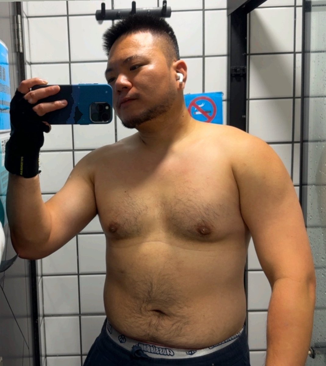 kaosy96's tweet photo. 上x,沒有🍆沒人讚 https://t.co/Xb2RIX4P8B