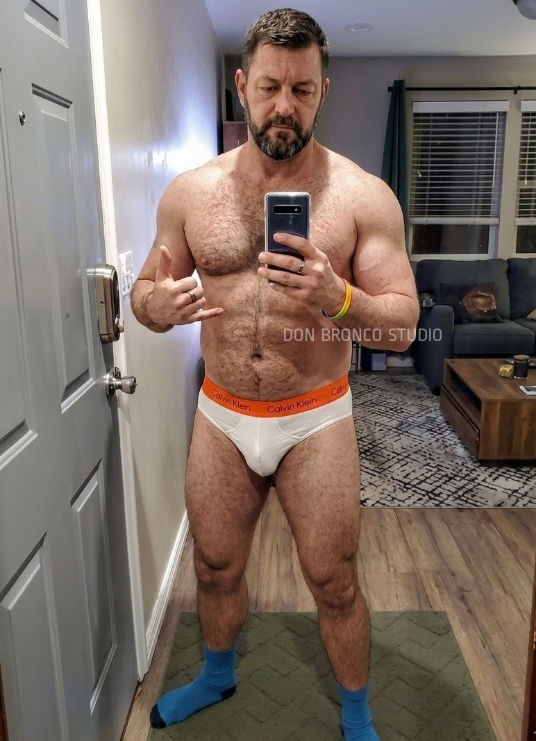 Don Bronco Studio tweet media