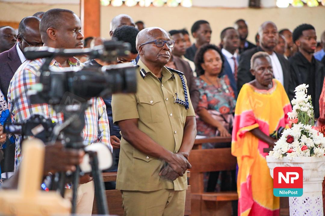 nbstv's tweet photo. PHOTOS: IGP @igp_ug1 is at Jude Catholic Parish in Kasalabwire, Masindi Municipality, for the Requiem mass and burial of the late Timothy Muganzi Magambo.

@francis_isano  

#NBSUpdates https://t.co/zR1XZDCUyS