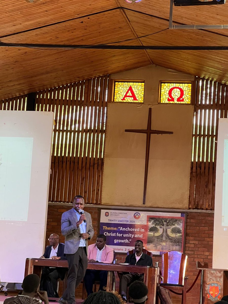 ucueas's tweet photo. Nkoyoyo Hall is full house of Civil and environmental engineering students listening to experienced engineering from Uganda Institute of Consulting Engineers at @UCUniversity organized by @UCU_EngEnvt https://t.co/OIiZ6gGw83