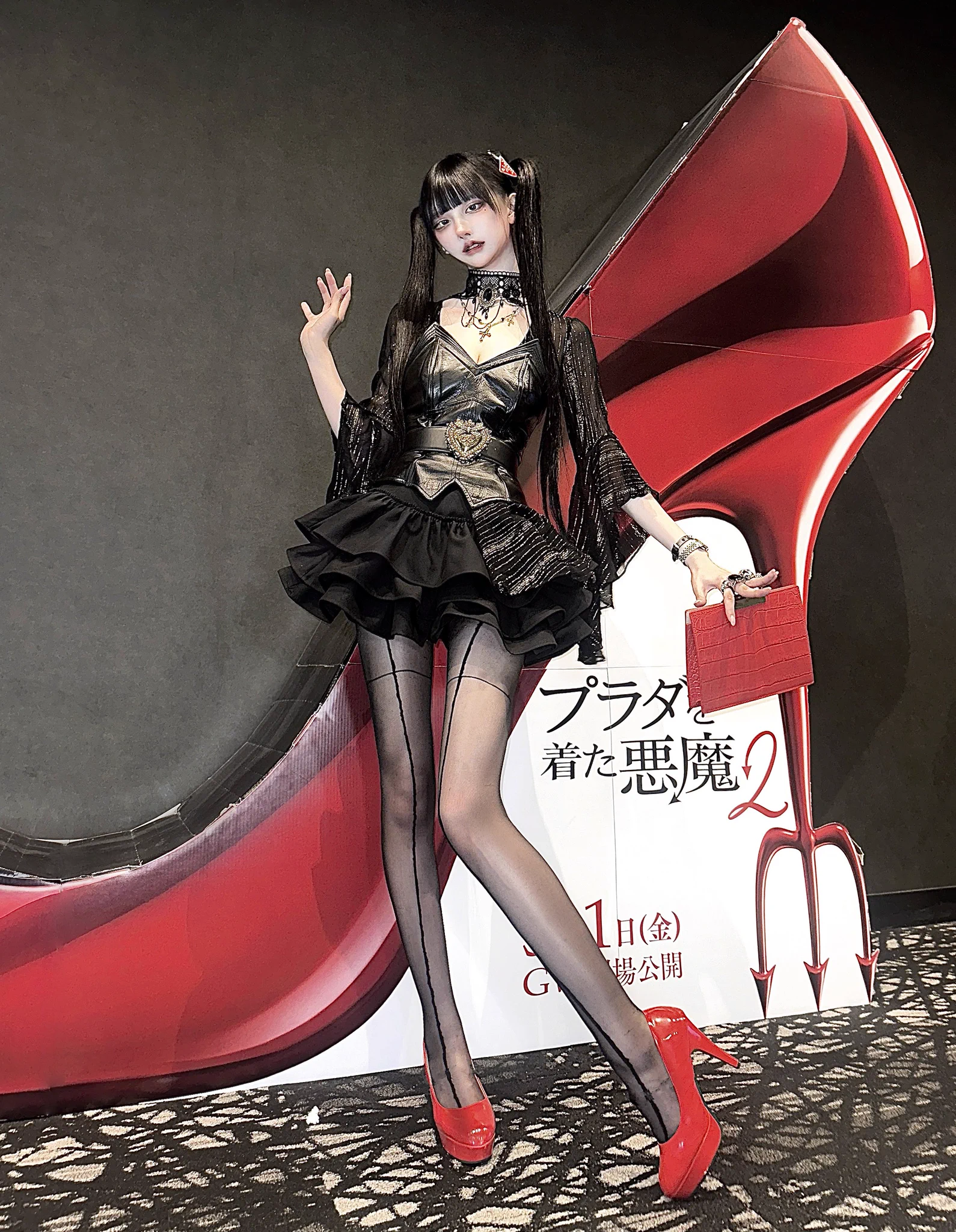 🚭🥀高嶺ヒナ🥀🚭1stフォトブック発売 on X: 