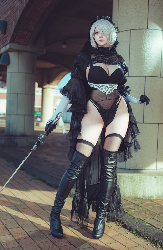 the_lazy_crow's tweet photo. cosplay 

NieR:Automata 2B Bride
📸 @ksng_photo 

#コスプレ
#NierAutomataCosplay
#清水港でコスプレ https://t.co/r4r9gWdYO5