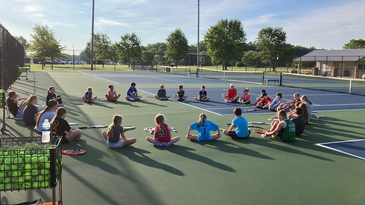 FCMustangTennis's tweet photo. Elementary tennis camp underway! https://t.co/xBIbMA9Zc6