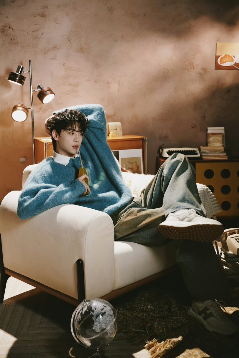 TIANXUNING_TH's tweet photo. 🍋28.05.2026 | 田栩宁工作室 WEIBO UPDATE (2/3)

[🇹🇭]📸 # คลังภาพของเสี่ยวเถียน # แสงอบอุ่นสาดส่องลงมาอย่างแผ่วเบา ตรึงสายตาไว้ ขอบเขตนุ่มนวล ค่อยๆปรากฏขึ้น

โพสต์ต้นฉบับ : 🔗https://t.co/b4UVDprsk2

XUNING AYORTOYS EMO
#XuningLivestream
#เถียนสวี่หนิง #TianXuning #田栩宁 https://t.co/s9urMs5hyS