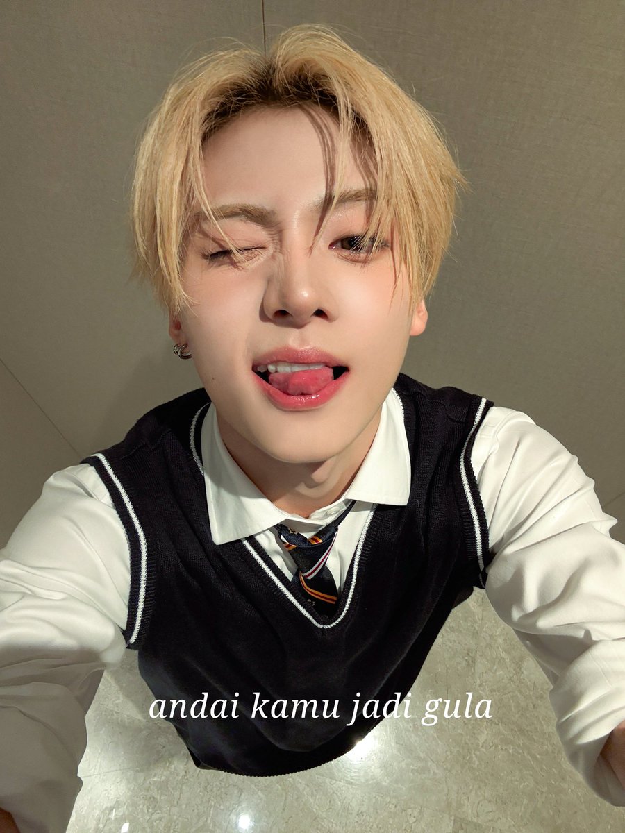 LEO tweet media