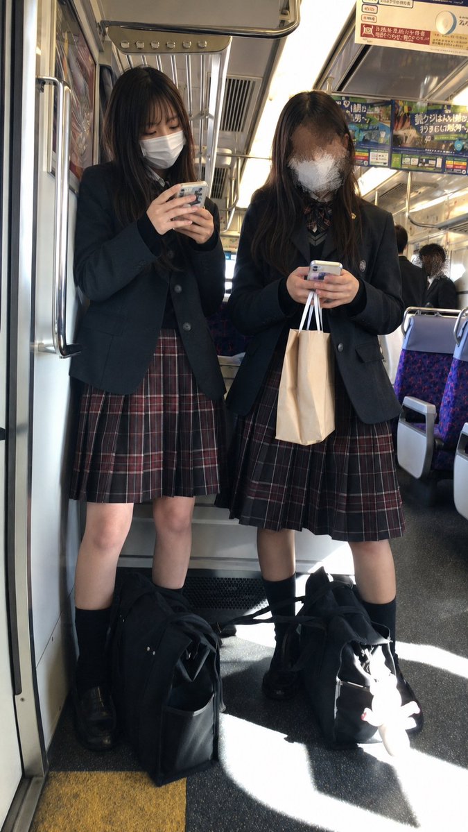L0KNOTE's tweet photo. 【現役L●Kの日酉し依頼】

・プ���フィール
名前：田辺蘭奈
住所：栃木県足利市
在学：私立高校
生年月日：2008.4.28

・容疑
歩くクズま●こ罪

男性を自分から誘う
↓
意図的に八〆を撮らせる
↓
その後、男性に https://t.co/QyBxu04pAI