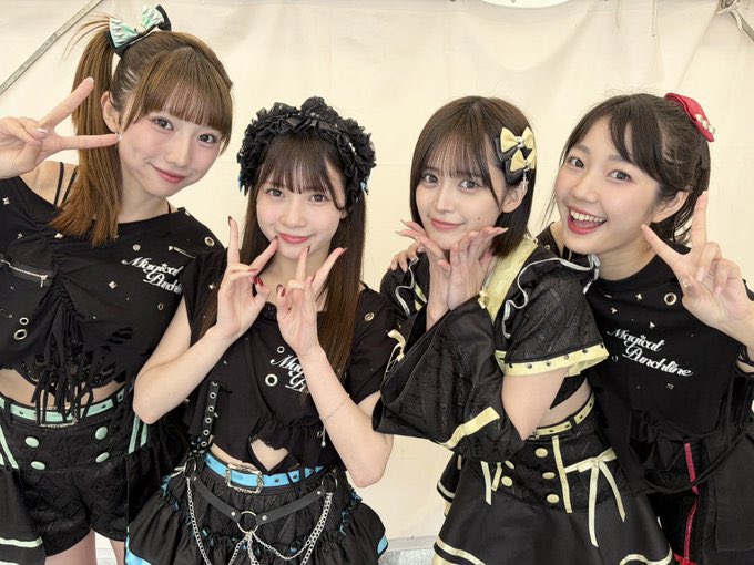 MPLweekly's tweet photo. 【2026年5月】#マジパン

29金

#手羽セン ～おしゃべりセンセーション～
🎙️19:00 シアターギルド代官山
吉澤悠華・宇佐美空来

30土

MIRAI系アイドルSPライブ
🎤 18:40📸19:20 横浜みなとみらいブロンテ 
📻27:00
#マジラジ 
ラジオ日本

31日

▶️11:30ネトサ
https://t.co/KKhW4A5mtz https://t.co/QWF9HEOjzr