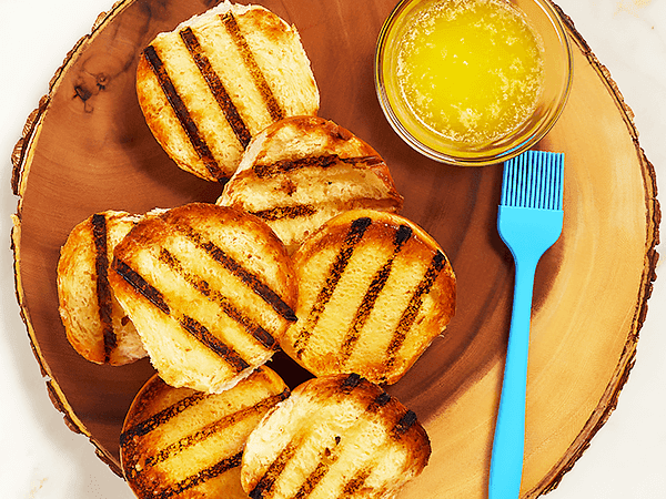 TheNibble's tweet photo. Tip for National Hamburger Day: For a richer flavor and crisp texture, toast your buns! Brush melted butter onto hamburger (and hot dog) buns before quickly toasting them on the grill. Check out the year’s 11 burger holidays: https://t.co/xMcRrRr9T3. https://t.co/IzafTUdT8Y