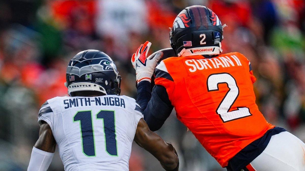 Broncos4six's tweet photo. Week 6 will mark the first time that 2 DPOYs will go head to head 🔥 https://t.co/R0671FiMUk