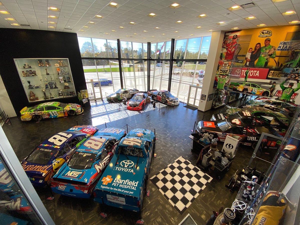 NASCAR2000s's tweet photo. Throwback to what my daily morning view at work used to be.. Hits so much harder now. https://t.co/Ci09obDuRk