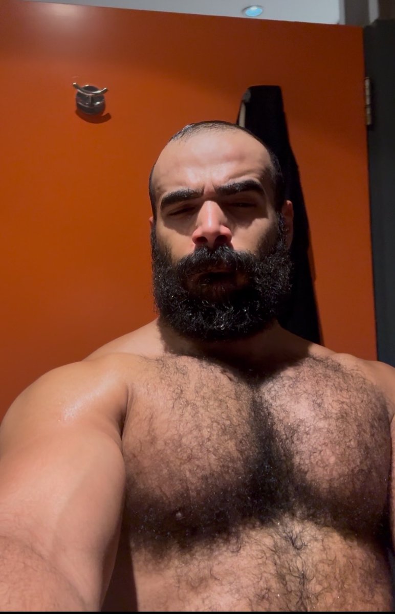 Sultan tweet media