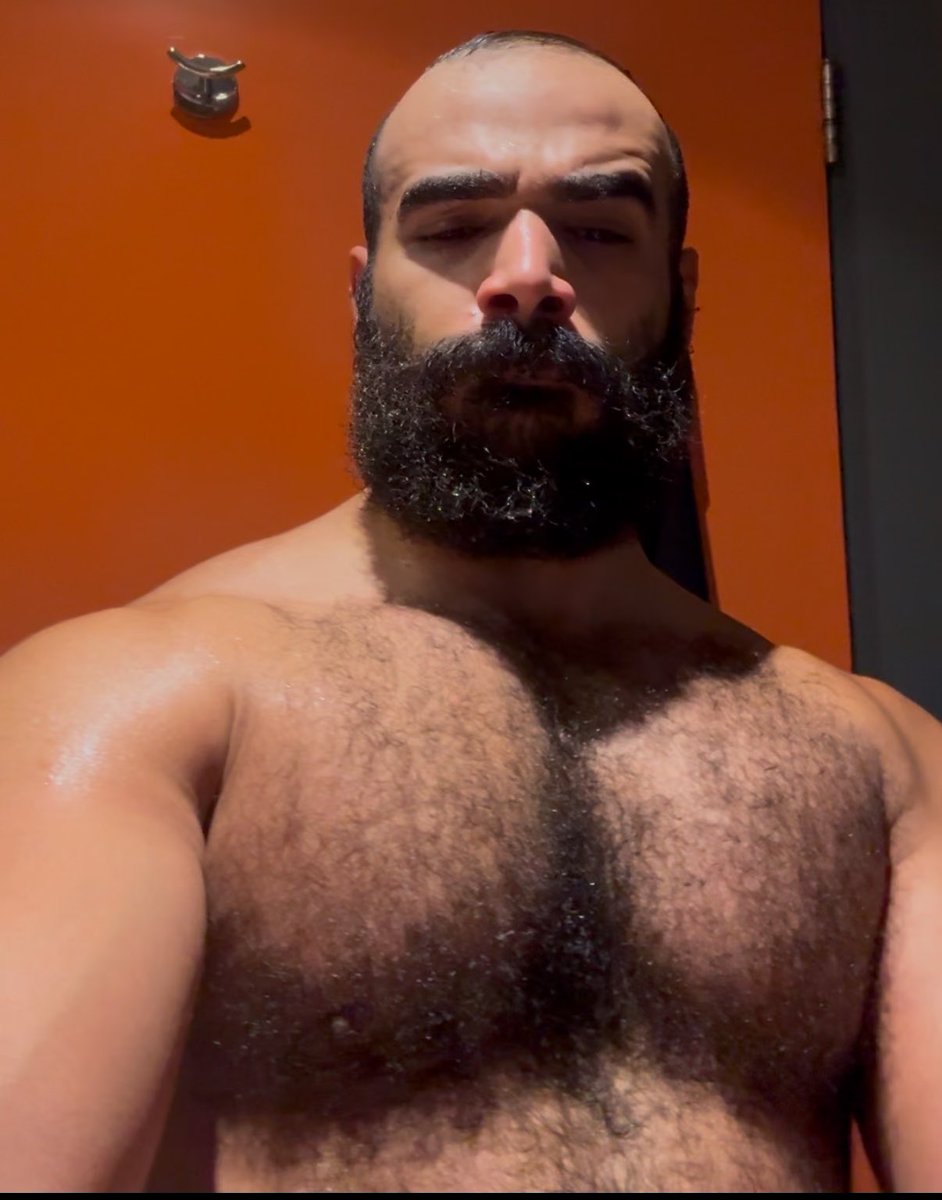 Sultan tweet media