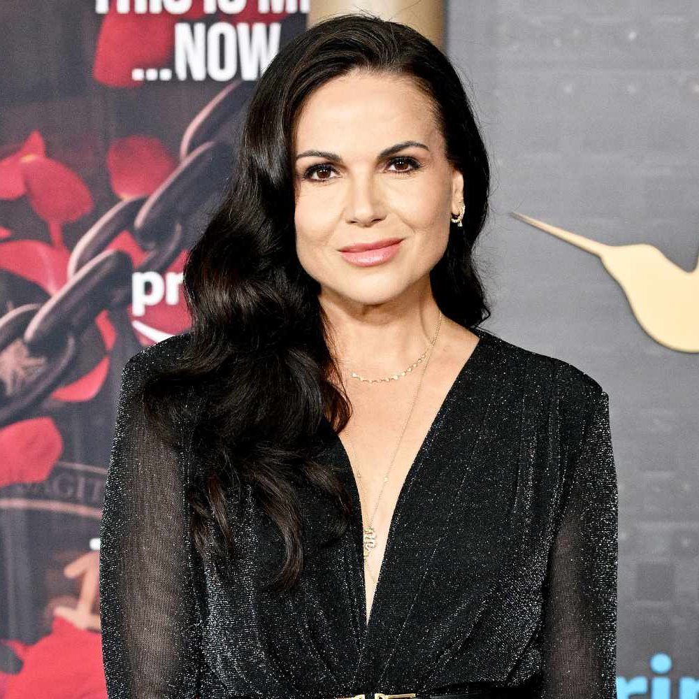 celebcrush4922's tweet photo. Lana Parrilla 🥰😘
#Lana #Parrilla #LanaParrilla https://t.co/VDtvkWz1Wb