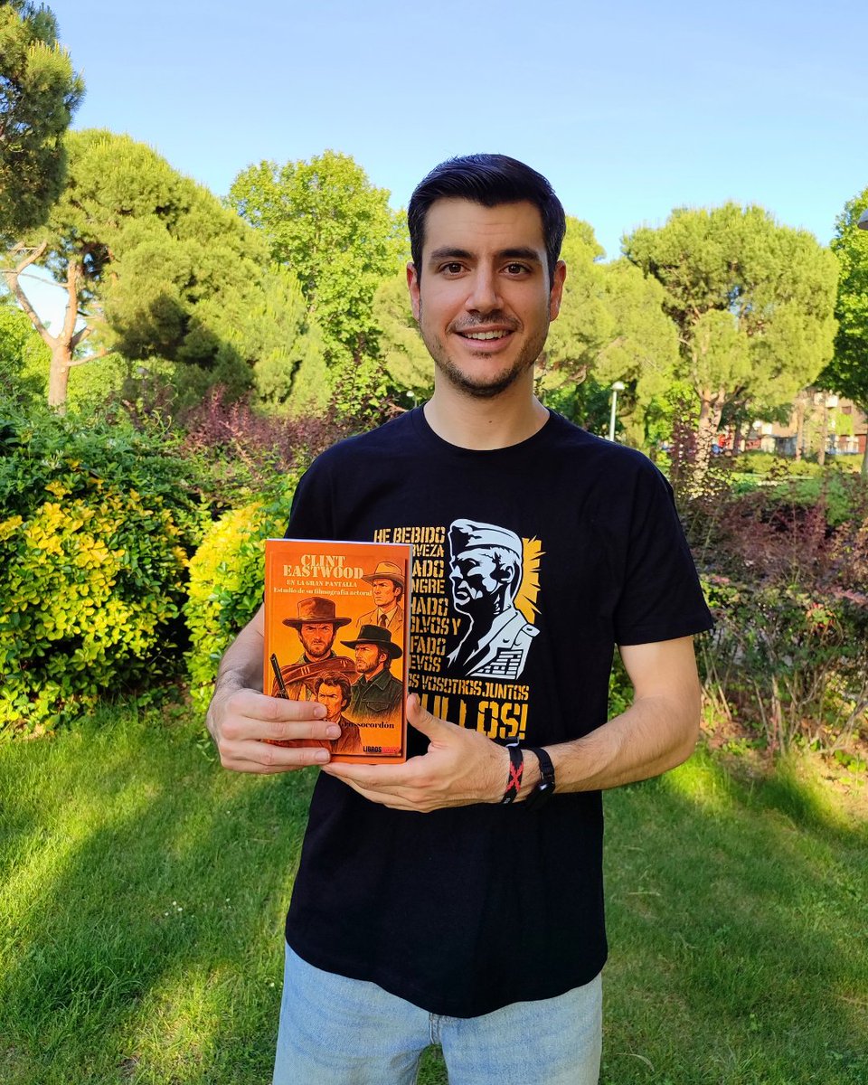 TheGrosso94's tweet photo. 📚 ¡NOS VEMOS EN LA FERIA DEL LIBRO DE MADRID!

El 11 de junio estaré firmando ejemplares de "Clint Eastwood en la gran pantalla" de 19:40 a 21:00 h en la caseta 337.

Gracias a mi editorial, Libros Indie, por esta oportunidad. ¡Os espero! ✍️

@FLMadrid #FLMadrid26 #ClintEastwood https://t.co/I36iXVmFDq