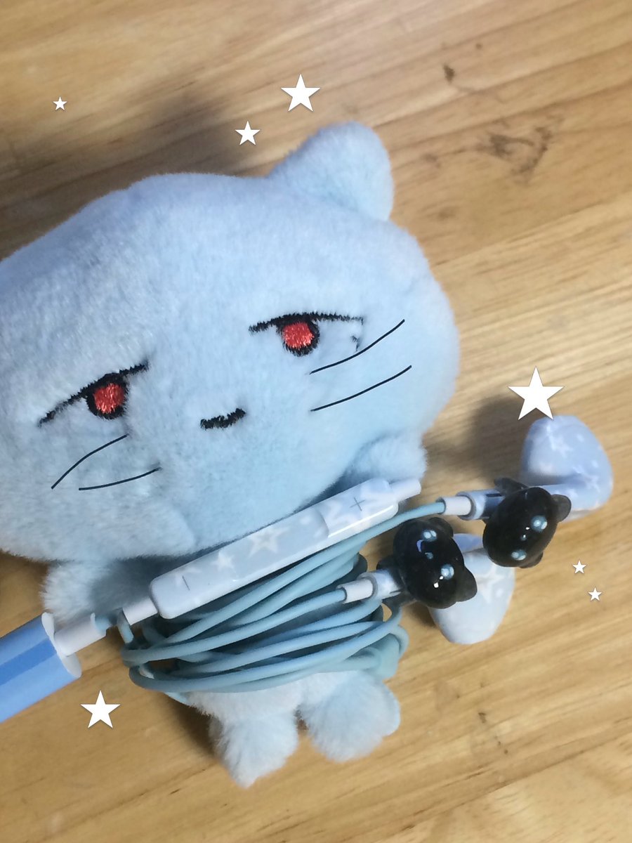 oo12o_'s tweet photo. *•. ꒰ঌ 𝓔𝓿𝓮𝓷𝓽 ໒꒱ .•*

#rt 추첨 2분께 현상고양이 이어폰참을 보내드립니다! 

⭑ ⊹₊ ⋆.ᐟ

♪ 배송비 부담 가능하신 분만 참여부탁드려요!
♪ 핸드메이드 특성상 매끄럽지 않은 부분이 있을 수 있습니다
♪ 색상 랜덤 발송(블루/화이트/퍼플)

#하현상 https://t.co/jBDtzadKNy