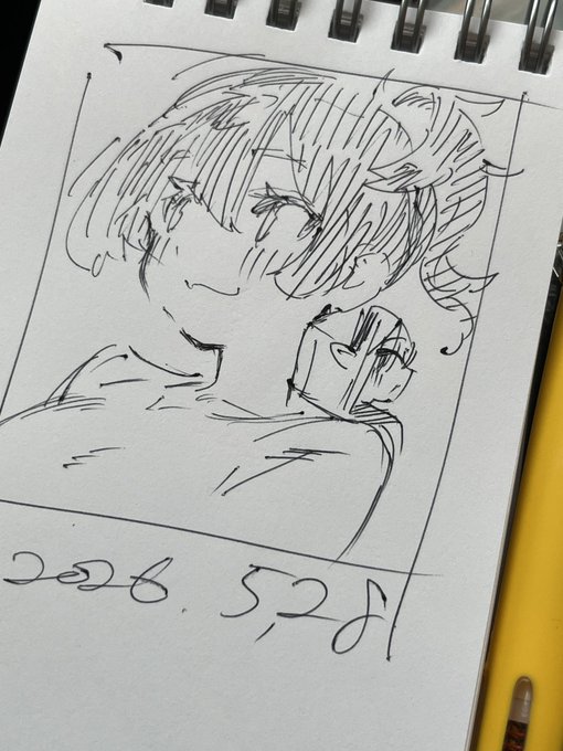 喫茶店描いた絵 後ろのモニターにはドルフロ2のヘレンじゃよ