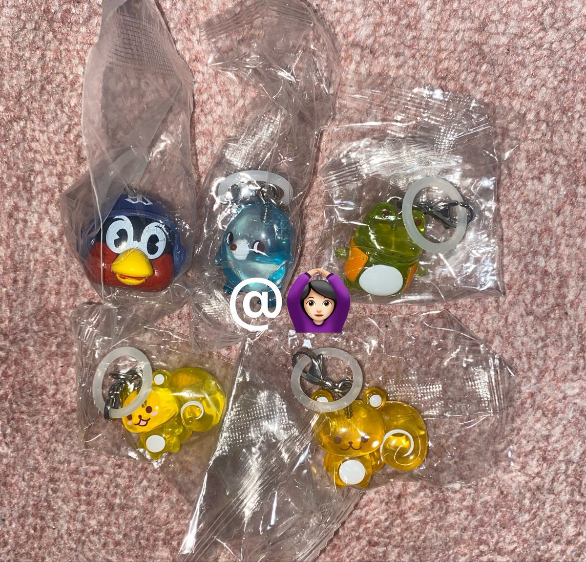 So11zD's tweet photo. ガチャガチャ　めじるしアクセサリー
ちいかわ　サンリオ　mikko Lil ala mode リルアラモード　プロ野球マスコット

【譲】画像1〜4枚
※１枚目は1点につき2〜４枚目の中から2点以上まとめて引き取って頂く形となります。

【求】定価〜(郵送の場合+送料)

手渡し優先郵送可 https://t.co/uK9JcF6udl