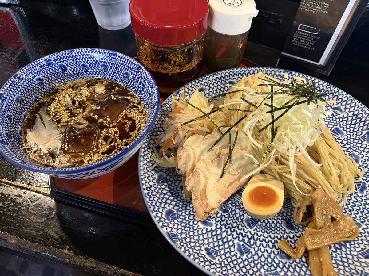 shogistaff's tweet photo. 今日のランチ。「信濃神麺 烈士洵名」（長野市中越）にて、「広島つけ麺」。 https://t.co/tW6ZEXYdbk