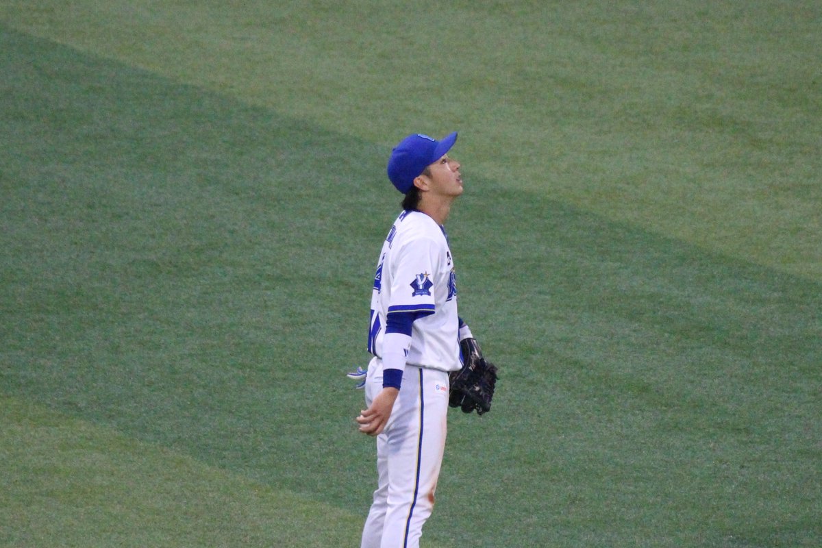 mx_ue2's tweet photo. 5月27日　VSオリックス　ハマスタ④＋宗選手
宗選手はちょい兄さんですが、横浜隼人高校出身、かっこいいですな。隼人高は進学校になりつつあるし、隆輝の出身である横高とはお勉強で差が出てきたかな？ふたりとも体格似てるし、活躍期待します。
#宗佑磨
#buffaloes
#度会隆輝
#baystars https://t.co/zXdJDcQvTl