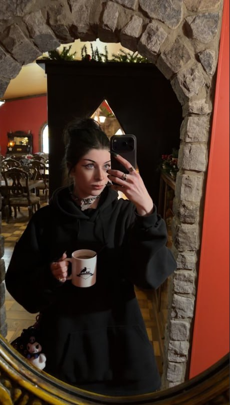 arkxxrays's tweet photo. this is my natural state honestly https://t.co/cSTifhQJYm